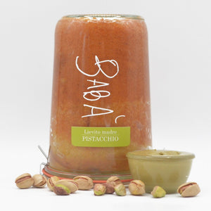 Babà in Vasocottura al Pistacchio Ripieno alla crema di Pistacchio e Bagna alla Vaniglia 